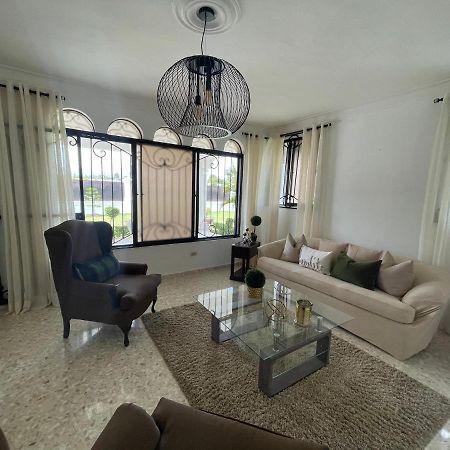 فيلا سانتياغو دي لوس كاباليروسفي The Gil Place المظهر الخارجي الصورة